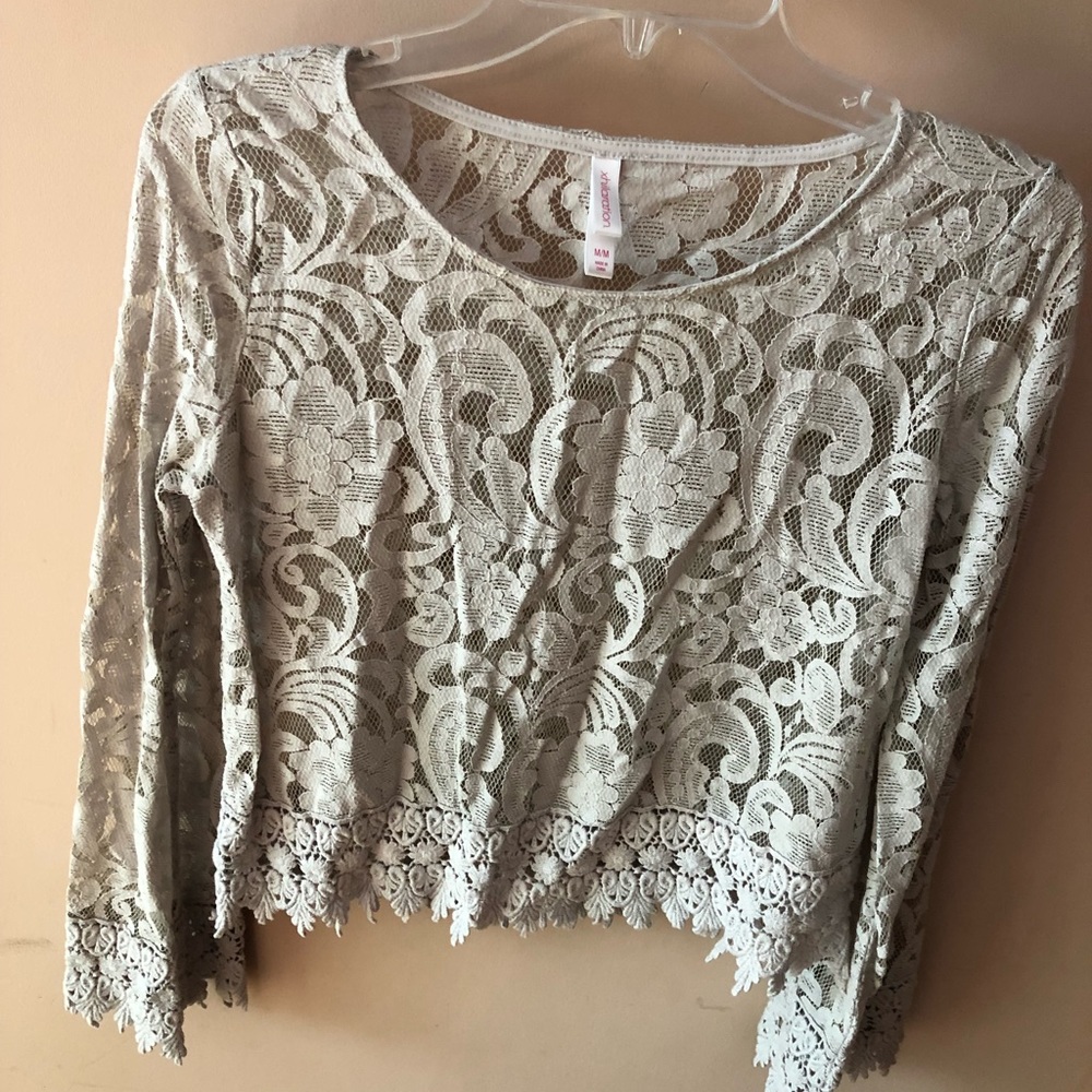 Lace long sleeve crop